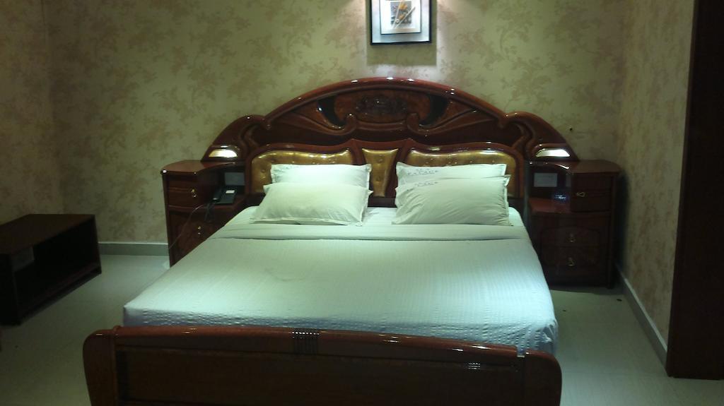 קולאם Hotel Sea Palace חדר תמונה